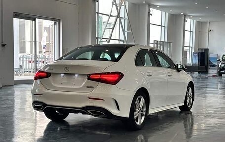 Mercedes-Benz A-Класс, 2023 год, 2 090 000 рублей, 3 фотография