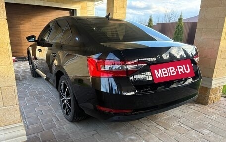 Skoda Superb III рестайлинг, 2020 год, 2 900 000 рублей, 13 фотография