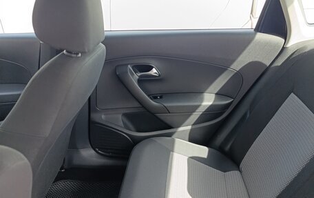 Volkswagen Polo VI (EU Market), 2012 год, 950 000 рублей, 8 фотография