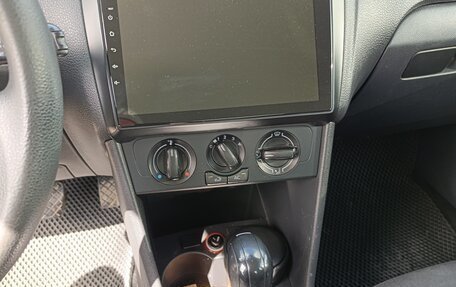 Volkswagen Polo VI (EU Market), 2012 год, 950 000 рублей, 11 фотография