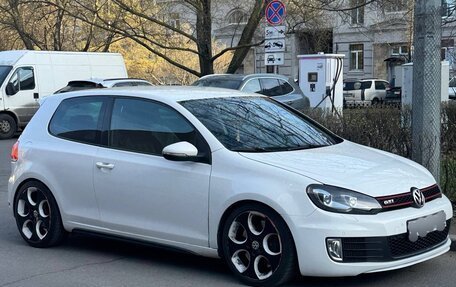 Volkswagen Golf GTI VII, 2010 год, 1 330 000 рублей, 2 фотография