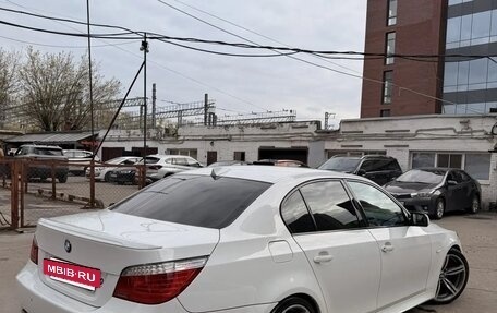 BMW 5 серия, 2008 год, 2 800 000 рублей, 3 фотография
