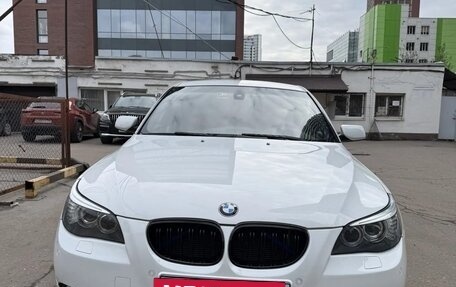 BMW 5 серия, 2008 год, 2 800 000 рублей, 21 фотография