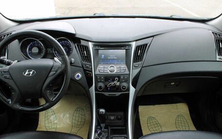 Hyundai Sonata VI, 2012 год, 1 160 000 рублей, 12 фотография