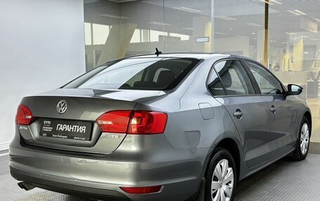 Volkswagen Jetta VI, 2013 год, 985 000 рублей, 5 фотография