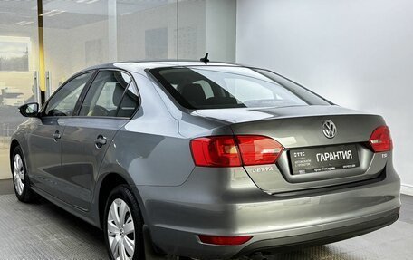 Volkswagen Jetta VI, 2013 год, 985 000 рублей, 7 фотография