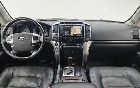 Toyota Land Cruiser 200, 2014 год, 3 360 000 рублей, 12 фотография