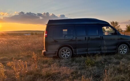 Chevrolet Express II, 2004 год, 1 290 000 рублей, 4 фотография