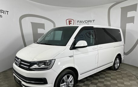 Volkswagen Multivan T6 рестайлинг, 2015 год, 3 399 000 рублей, 1 фотография
