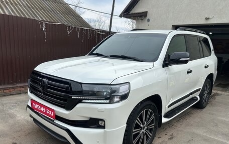 Toyota Land Cruiser 200, 2015 год, 4 420 000 рублей, 1 фотография