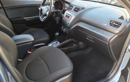 KIA Rio III рестайлинг, 2013 год, 980 000 рублей, 13 фотография