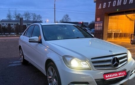 Mercedes-Benz C-Класс, 2013 год, 1 800 000 рублей, 3 фотография