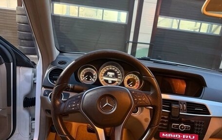 Mercedes-Benz C-Класс, 2013 год, 1 800 000 рублей, 10 фотография