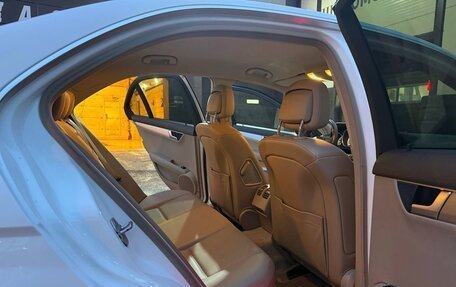 Mercedes-Benz C-Класс, 2013 год, 1 800 000 рублей, 17 фотография