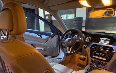 Mercedes-Benz C-Класс, 2013 год, 1 800 000 рублей, 19 фотография