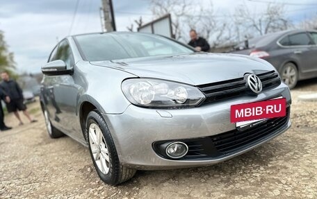 Volkswagen Golf VI, 2010 год, 800 000 рублей, 2 фотография