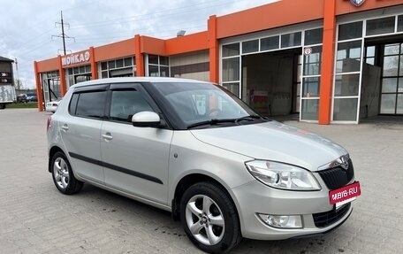 Skoda Fabia II, 2013 год, 850 000 рублей, 3 фотография