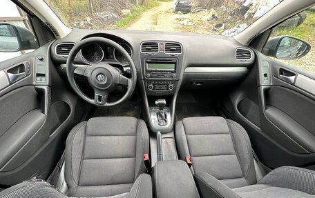 Volkswagen Golf VI, 2010 год, 800 000 рублей, 9 фотография