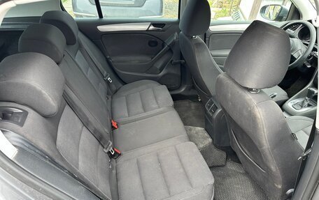 Volkswagen Golf VI, 2010 год, 800 000 рублей, 13 фотография