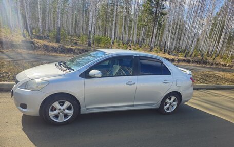 Toyota Belta, 2005 год, 450 000 рублей, 3 фотография