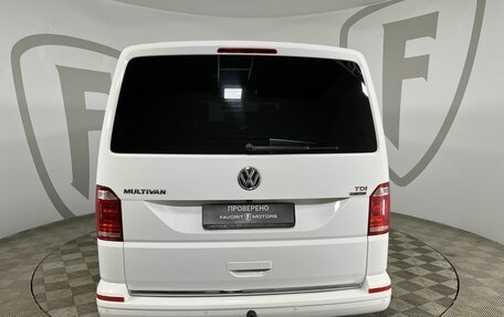 Volkswagen Multivan T6 рестайлинг, 2015 год, 3 399 000 рублей, 3 фотография