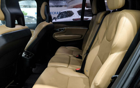 Volvo XC90 II рестайлинг, 2017 год, 3 653 000 рублей, 16 фотография