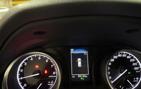 Toyota Camry, 2019 год, 2 800 000 рублей, 8 фотография