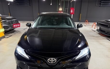 Toyota Camry, 2019 год, 2 800 000 рублей, 2 фотография