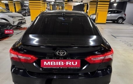 Toyota Camry, 2019 год, 2 800 000 рублей, 5 фотография