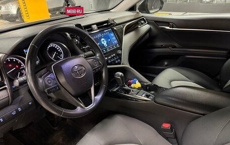 Toyota Camry, 2019 год, 2 800 000 рублей, 7 фотография