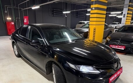 Toyota Camry, 2019 год, 2 800 000 рублей, 3 фотография