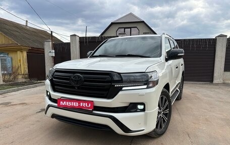 Toyota Land Cruiser 200, 2015 год, 4 420 000 рублей, 6 фотография
