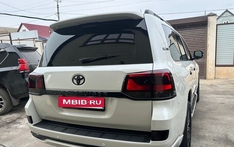 Toyota Land Cruiser 200, 2015 год, 4 420 000 рублей, 8 фотография