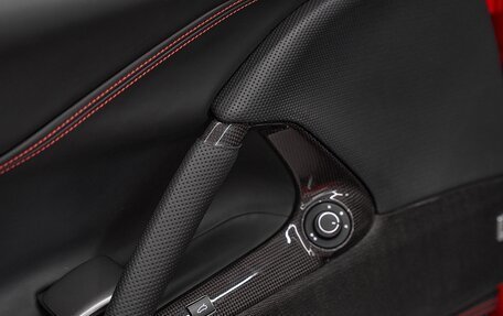 Ferrari 812, 2020 год, 43 500 000 рублей, 11 фотография