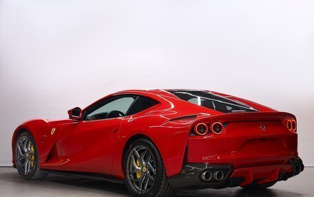 Ferrari 812, 2020 год, 43 500 000 рублей, 6 фотография