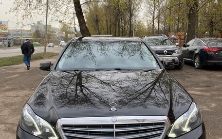 Mercedes-Benz E-Класс, 2015 год, 1 850 000 рублей, 2 фотография