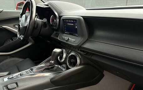 Chevrolet Camaro VI, 2020 год, 3 590 000 рублей, 18 фотография