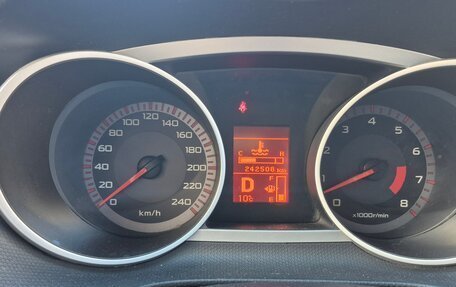 Mitsubishi Outlander III рестайлинг 3, 2008 год, 990 000 рублей, 10 фотография