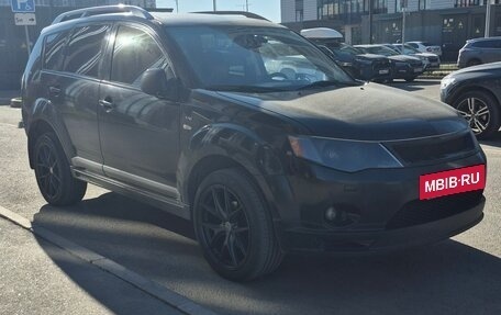 Mitsubishi Outlander III рестайлинг 3, 2008 год, 990 000 рублей, 2 фотография