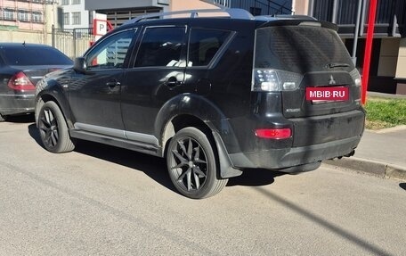 Mitsubishi Outlander III рестайлинг 3, 2008 год, 990 000 рублей, 6 фотография