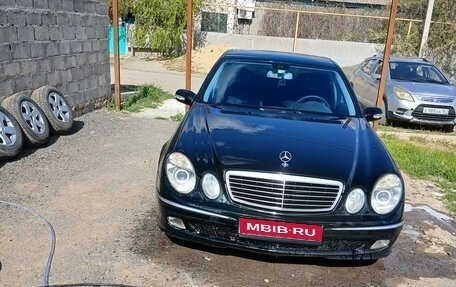 Mercedes-Benz E-Класс, 2003 год, 810 000 рублей, 1 фотография