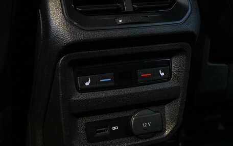 Volkswagen Tiguan II, 2020 год, 2 990 000 рублей, 10 фотография