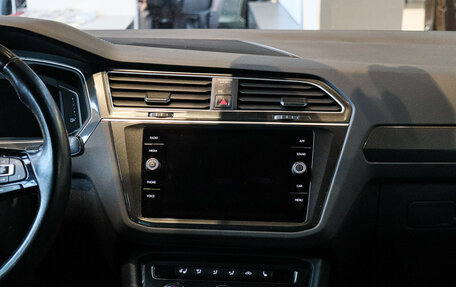 Volkswagen Tiguan II, 2020 год, 2 990 000 рублей, 12 фотография