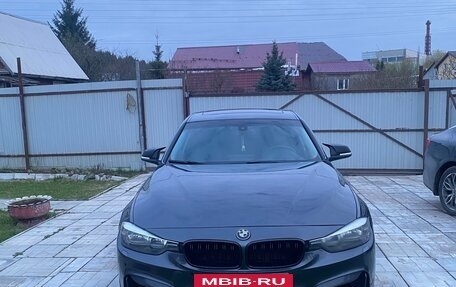 BMW 3 серия, 2016 год, 2 200 000 рублей, 2 фотография