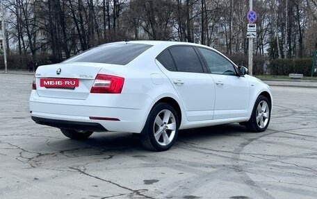 Skoda Octavia, 2017 год, 1 950 000 рублей, 6 фотография