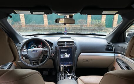 Ford Explorer VI, 2018 год, 2 400 000 рублей, 9 фотография