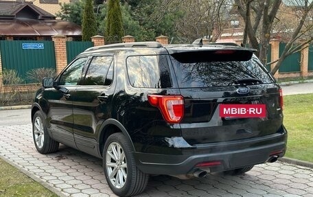 Ford Explorer VI, 2018 год, 2 400 000 рублей, 6 фотография