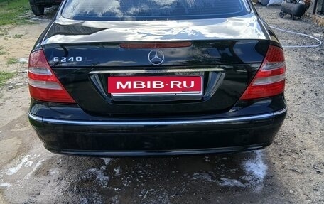 Mercedes-Benz E-Класс, 2003 год, 810 000 рублей, 10 фотография