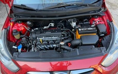 Hyundai Solaris II рестайлинг, 2013 год, 700 000 рублей, 1 фотография