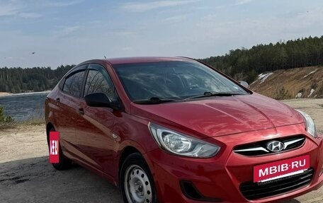 Hyundai Solaris II рестайлинг, 2013 год, 700 000 рублей, 5 фотография